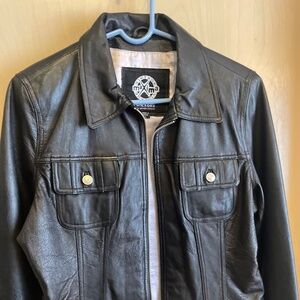 Wilsons leather women’s lightweight jacket